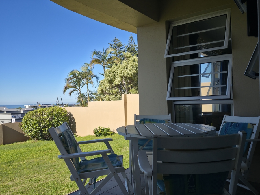 7 Bedroom Property for Sale in Wavecrest Eastern Cape